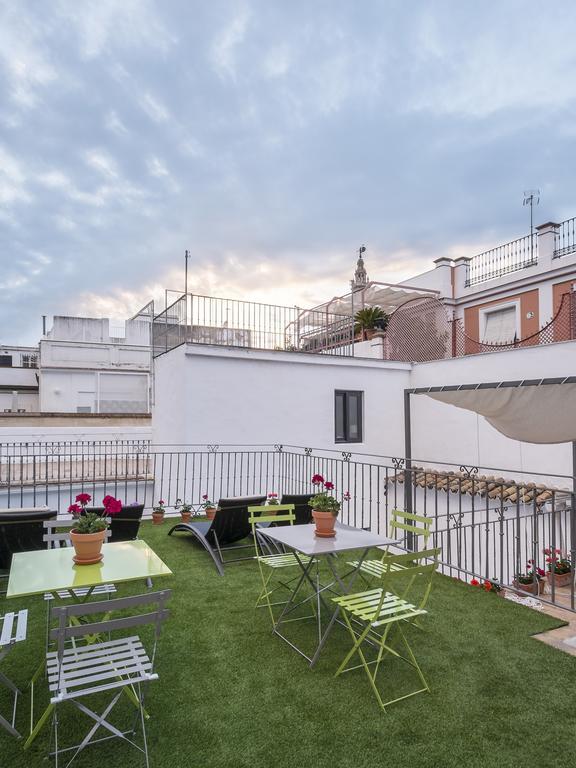 Selecta Apartments Los Venerables Sevilla Kültér fotó