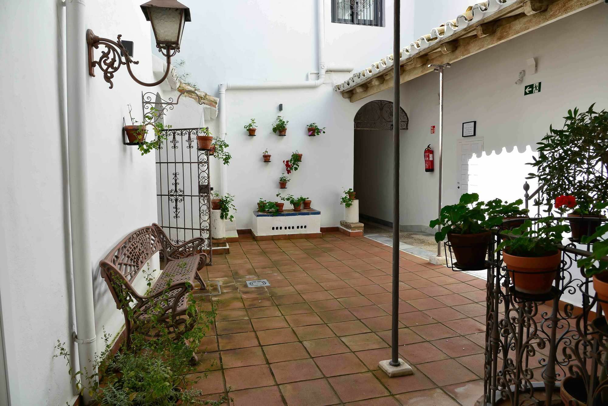 Selecta Apartments Los Venerables Sevilla Kültér fotó